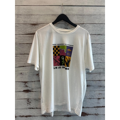 Camiseta Praia Brasil LO-FI SOUNDS Branca